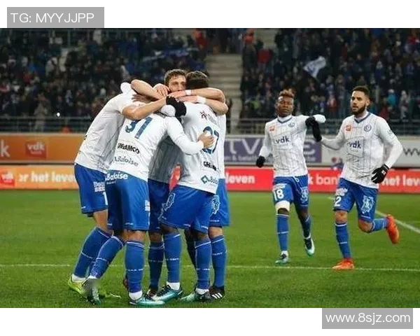 德甲豪强争霸！榜首之争日渐白热化