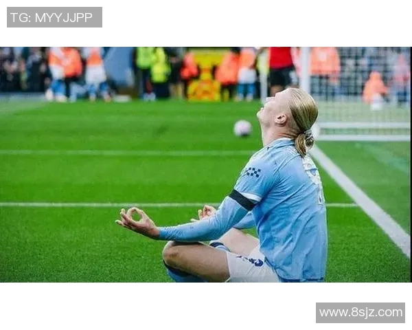 哈兰德火力全开!利物浦新援在德甲比赛中连续破门震撼表现 哈兰德火力全开!利物浦新援在德甲比赛中连续破门震撼表现