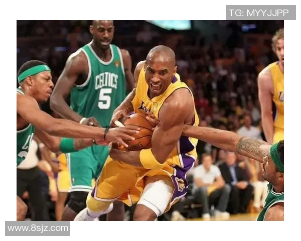 杰东·布朗：凯尔特人队的未来之星，入选最佳新秀阵容