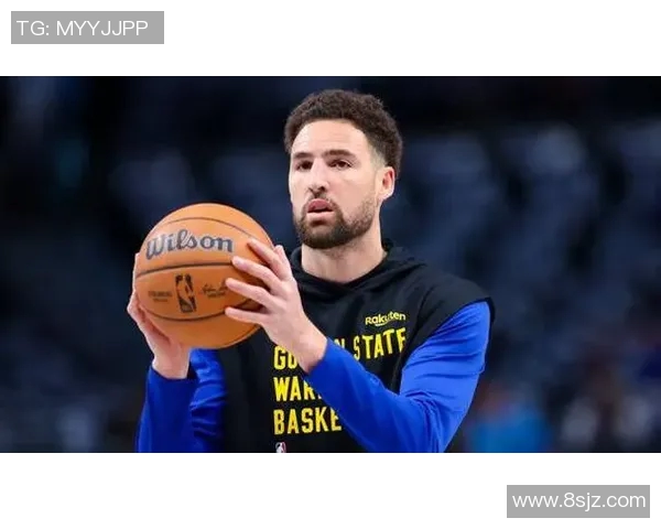 汤普森重返赛场!勇士双核再聚首,球迷欢呼雀跃 汤普森重返赛场!勇士双核再聚首,球迷欢呼雀跃