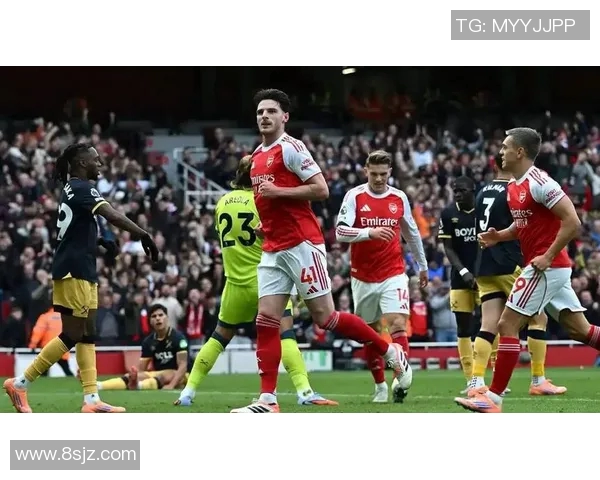 英超豪门利物浦俩大将染疫！球队陷困境，积分榜前景蒙尘