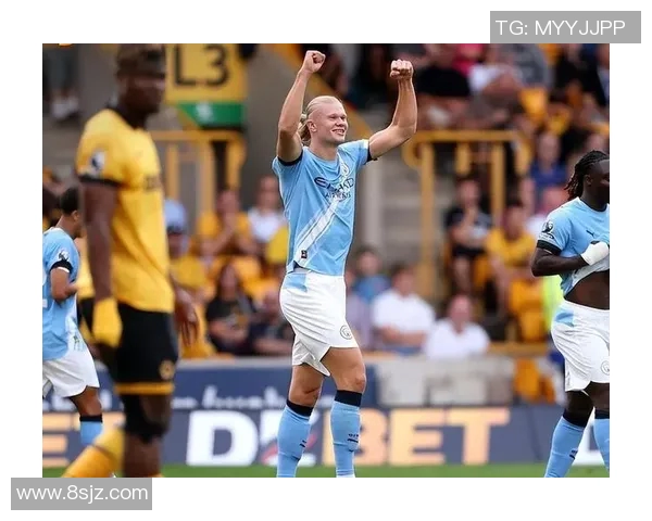 英超球队严阵以待迎接新赛季！球员训练备战状态火热